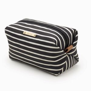 Stella & Dot Pouf Travel Bag